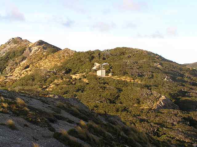Ruahine - Sunrise Hut 040.jpg